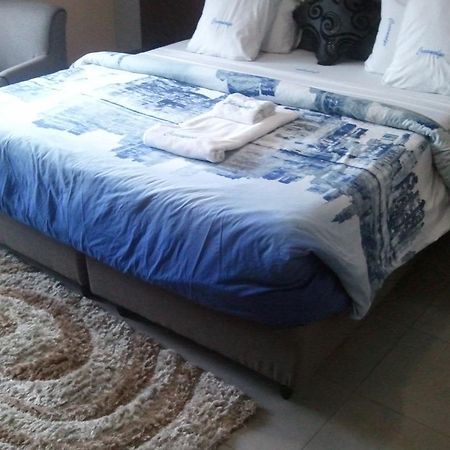 Crownedge Hotels Ikeja Δωμάτιο φωτογραφία