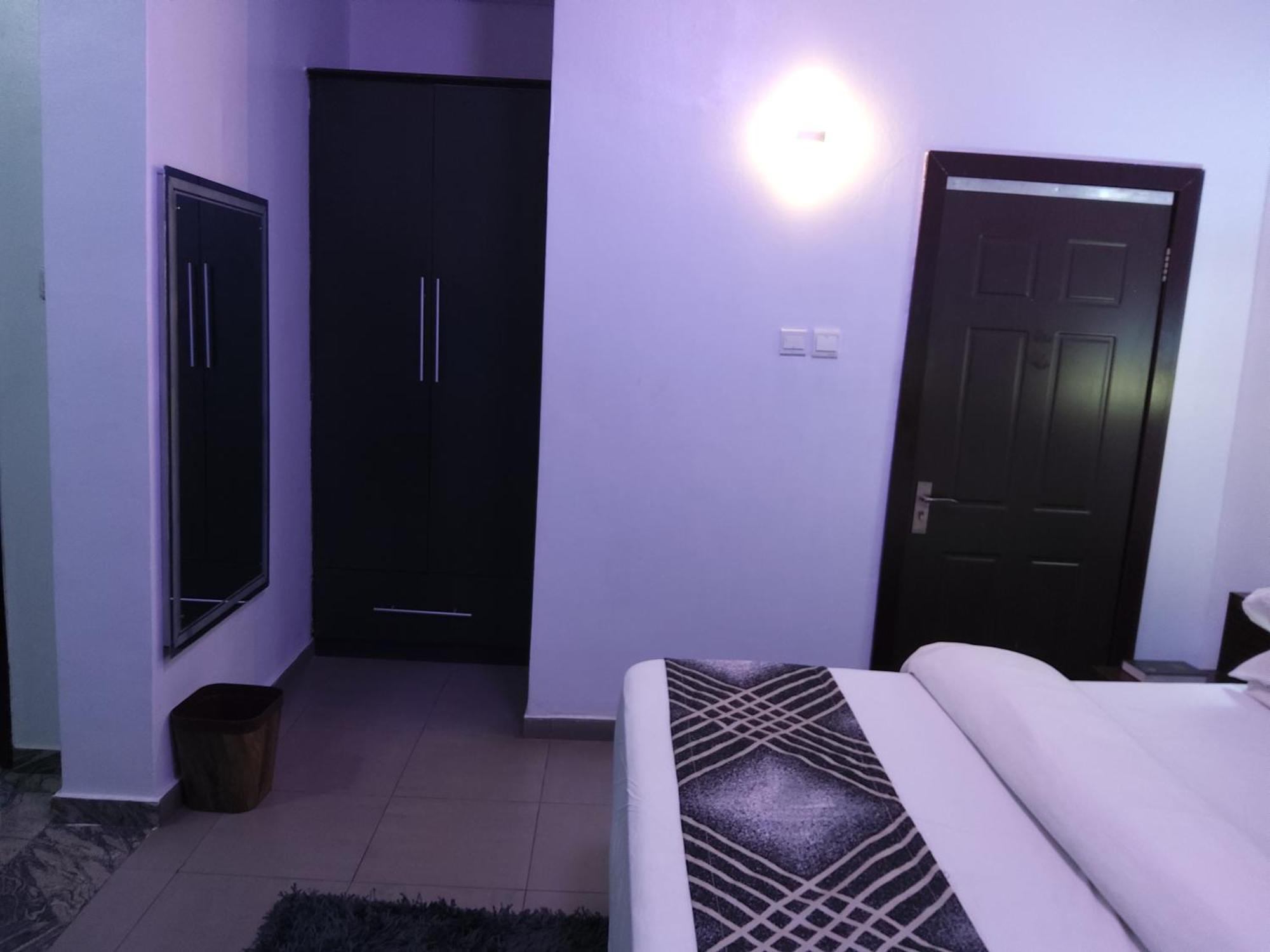 Crownedge Hotels Ikeja Εξωτερικό φωτογραφία